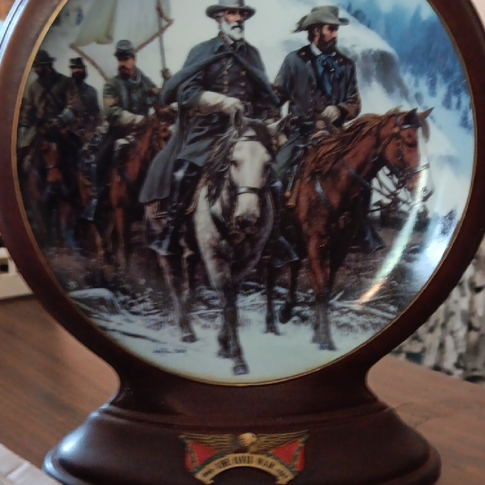 Civil War Themed Decorative Plate